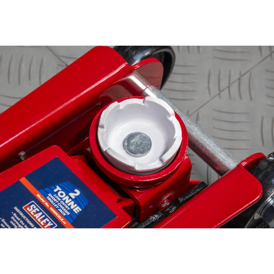 Low Profile Short Chassis Trolley Jack 2 Tonne